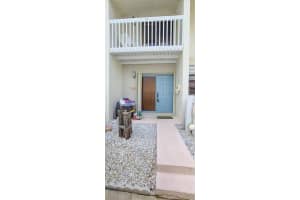 710 NE 20th Lane, Boynton Beach, FL 33435 Sold 08/29/23