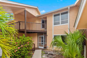 1827 SE Hideaway Circle   6, Port St Lucie, FL 34953 Sold 08/03/23