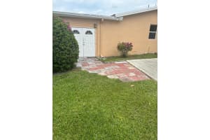 774 E Prima Vista Boulevard, Port St Lucie, FL 34952 Sold 08/09/23