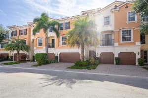 5640 NE Trieste Way, Boca Raton, FL 33487 Sold 09/12/23