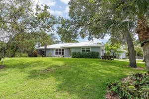15370  69th Drive  N, Palm Beach Gardens, FL 33418 Sold 09/01/23
