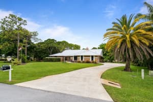 2746 NE Cypress Lane, Jensen Beach, FL 34957 Sold 07/26/23