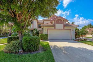 102 St Andrews Court, Jupiter, FL 33458 Sold 11/22/23