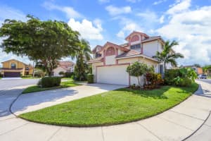 102 St Andrews Court, Jupiter, FL 33458 Sold 11/22/23