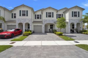 2644 SE 13th Street, Homestead, FL 33035 Sold 08/04/23