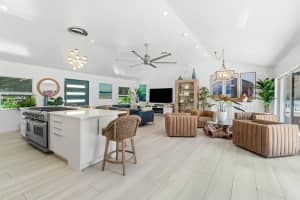 325 S Atlantic Drive, Lantana, FL 33462 Sold 08/28/23