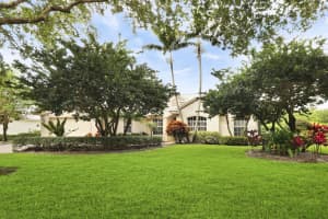 7996 SE Sequoia Drive, Hobe Sound, FL 33455 Sold 09/18/23