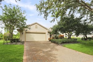7996 SE Sequoia Drive, Hobe Sound, FL 33455 Sold 09/18/23
