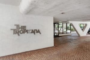 15645  Collins Avenue   401, Sunny Isles Beach, FL 33160 Sold 08/15/23