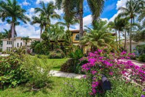 6075  Via Crystalle, Delray Beach, FL 33484 Sold 10/05/23