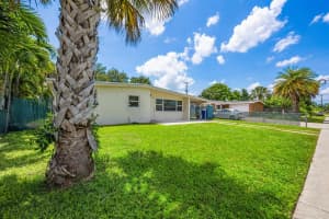 765  Orchid Drive, Royal Palm Beach, FL 33411 Sold 07/21/23