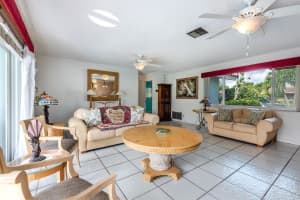 28 SW 9th Avenue, Boca Raton, FL 33486 Sold 09/06/23