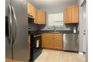 120  Sparrow Drive   102, Royal Palm Beach, FL 33411 Sold 07/28/23