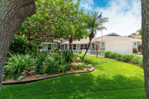 6614 SE Sylvan Place, Hobe Sound, FL 33455 Sold 08/11/23