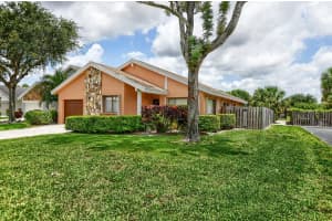 7521  Martinique Boulevard, Boca Raton, FL 33433 Sold 08/04/23