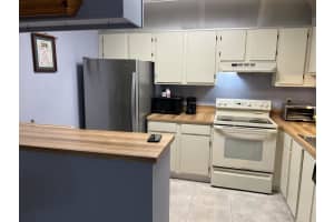 6559  Chasewood Drive   C, Jupiter, FL 33458 Sold 10/02/23