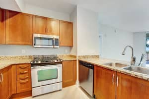 450 N Federal Highway   608, Boynton Beach, FL 33435 Sold 09/14/23