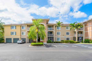 6492 Emerald Dunes Dr, Royal Palm Beach, FL 33411, Sold 07/07/23