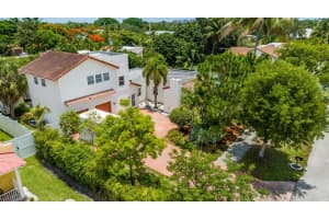 237 NW 7th Street, Boca Raton, FL 33432 Sold 08/21/23