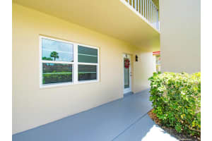 98  Spring Lake Drive   101, Vero Beach, FL 32962 Sold 10/04/23