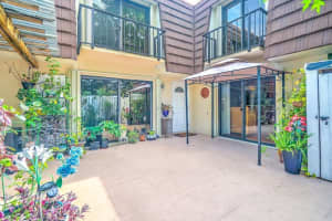 1911  19th Lane, Palm Beach Gardens, FL 33418 Sold 07/28/23