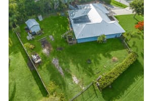 404  21st Street  SE, Vero Beach, FL 32962 Sold 12/15/23
