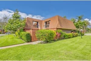 825  Center Street   20a, Jupiter, FL 33458 Sold 07/25/23