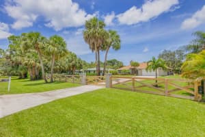 8784 N Virginia Avenue, Palm Beach Gardens, FL 33418 Sold 08/11/23