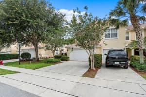 1031  Pinewood Lake Court, Greenacres, FL 33415 Sold 08/22/23