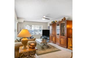 48  Essex Court   D, Royal Palm Beach, FL 33411 Sold 09/26/23