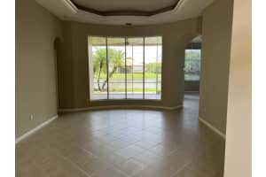 8901  Via Grande   E, Wellington, FL 33411 Sold 12/01/23