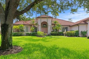 868  Forest Glen Lane, Wellington, FL 33414 Sold 04/23/24
