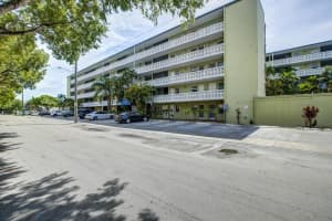 1425  Arthur Street   204a, Hollywood, FL 33020 Sold 08/11/23