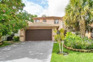 10380 Sunstream Ln, Boca Raton, FL 33428, Sold 08/08/23
