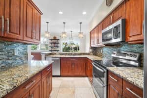 10380 Sunstream Ln, Boca Raton, FL 33428, Sold 08/08/23