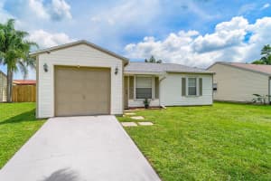 5175  Canal Circle  S, Lake Worth Beach, FL 33467 Sold 07/25/23