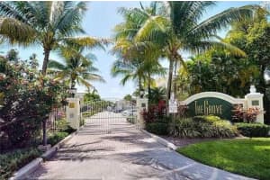 2660 NE 8th Avenue   219, Wilton Manors, FL 33334 Sold 09/22/23