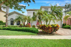 8755  Via Prestigio   E, Wellington, FL 33411 Sold 11/28/23