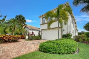 8755  Via Prestigio   E, Wellington, FL 33411 Sold 11/28/23