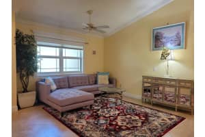 129 Ramblewood Cir, Royal Palm Beach, FL 33411, Sold 09/15/23