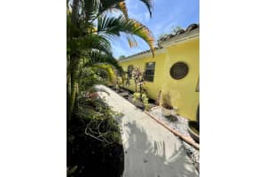 302 34th Street, West Palm Beach, FL 33407 Sold 06/24/24