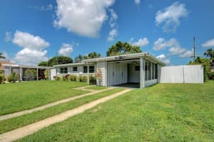 885  Hibiscus Drive, Royal Palm Beach, FL 33414 Sold 07/24/23