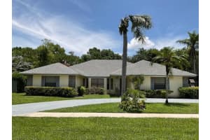 13385  La Mirada Circle, Wellington, FL 33414 Sold 08/25/23