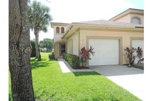 1835 E Sanderling Lane   Apt B1, Fort Pierce, FL 34982 Sold 11/08/23