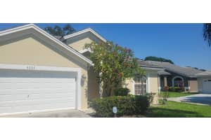 4323  Grosvenor Court, West Palm Beach, FL 33409 Sold 10/13/23