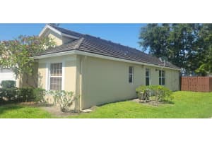 4323  Grosvenor Court, West Palm Beach, FL 33409 Sold 10/13/23