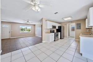 3721  Holiday Road, Palm Beach Gardens, FL 33410 Sold 09/05/23