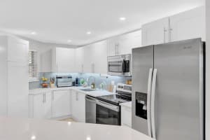 5800  Camino Del Sol    201, Boca Raton, FL 33433 Sold 08/24/23