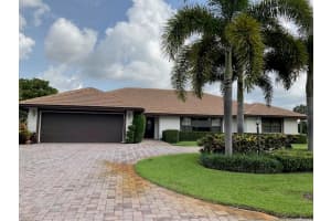 4589 S Lake Drive, Boynton Beach, FL 33436 Sold 08/28/23