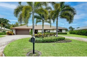 4589 S Lake Drive, Boynton Beach, FL 33436 Sold 08/28/23